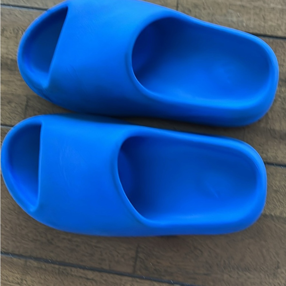 Yeezy Blue Slide Sandals Minimalist Design
